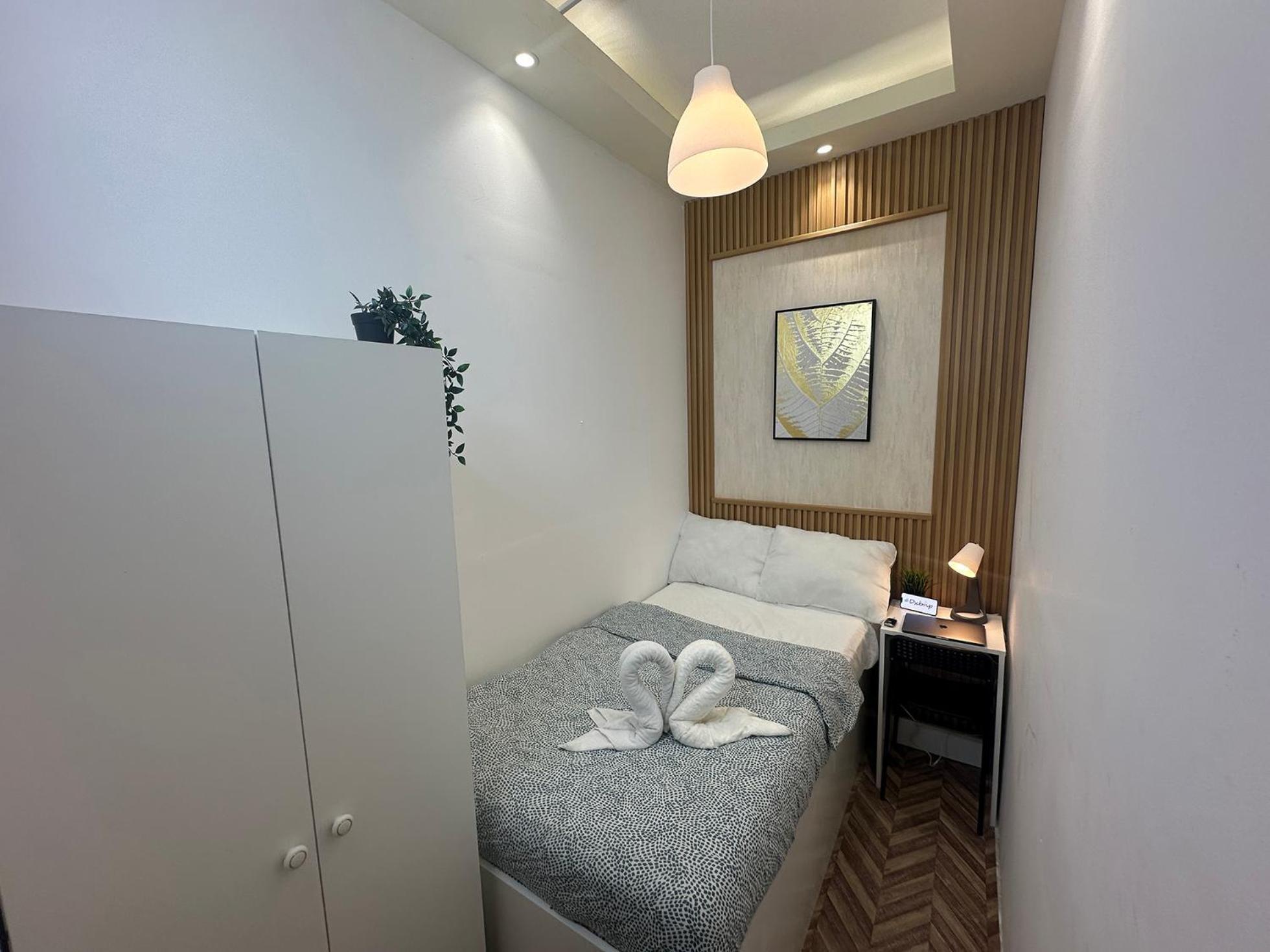 Quiet Partition Room In Tecom Barsha Heights Dubai Exterior photo